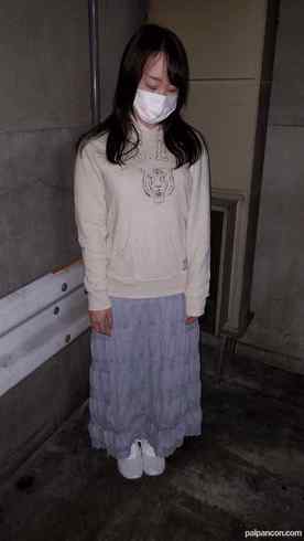 FC2-PPV-1954757 - 近所で犯す【個人】託児所の駐車場で弄び。預けた間に他人棒で犯し大量潮吹きする奥さん。