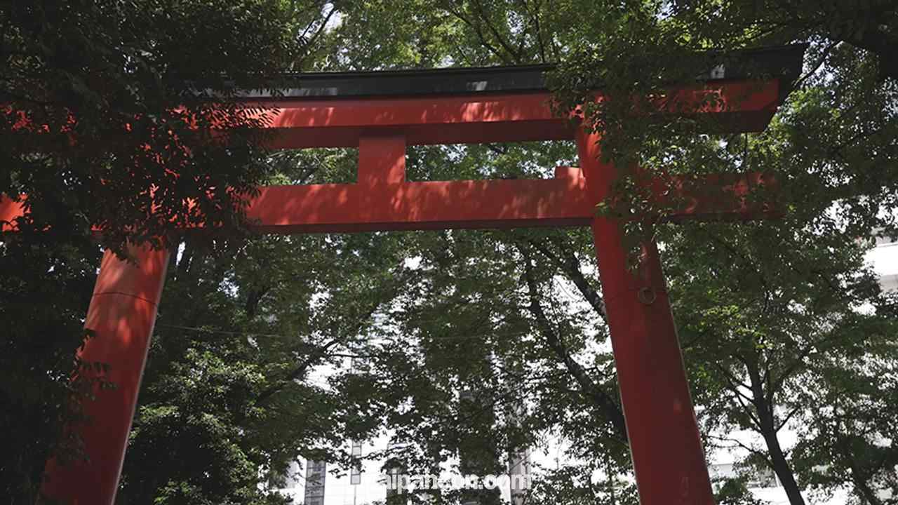 FC2-PPV-2327632 - 【FC2発撮り】顔出し！素人女子大生【限定】黒髪ショートの巫女美女21歳 りこちゃん　純粋大人しそうに見える彼女をディルド電マで頭とぶまで犯し抜く！！アヘ！オホ逝き連発アクメのカワイ子ちゃん♪ thumbnail_1.jpg