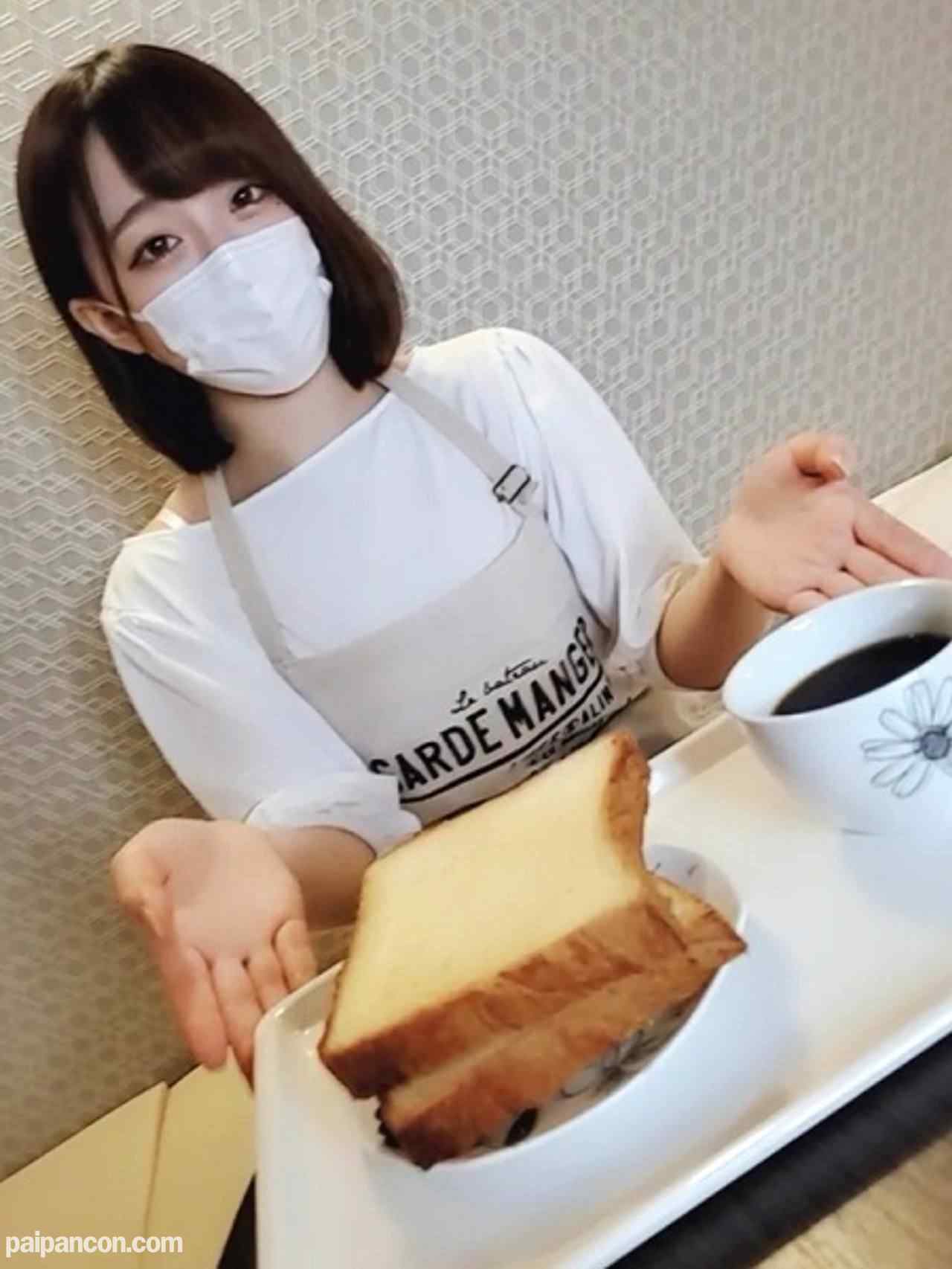 FC2-PPV-2441593 - パン屋の看板娘、お店のエプロン姿で生ハメ大きなお尻にぶっかけ・中出し