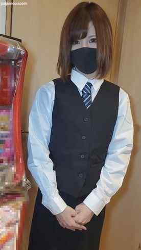 FC2-PPV-2647423 - パチ屋の景品カウンターで愛嬌がよく笑顔が可愛い彼女と仕事終わりに初ハメ・中出し