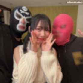 FC2-PPV-3103366 - あざとかわいいJDももかちゃんが4P！何も知らずにやってきて男3人に弄ばれ3連続中出し。