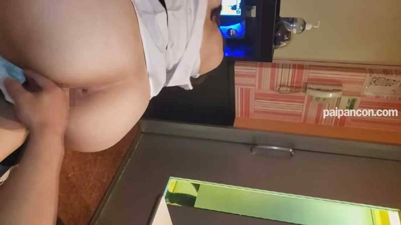 FC2-PPV-3132432 - 戸田恵○香似のJDカラオケ店でバイト中に中出し。 thumbnail_6.jpg