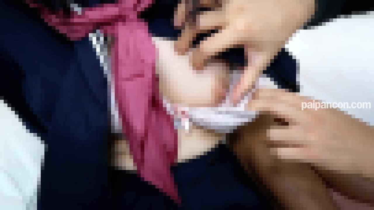 FC2-PPV-3195640 - 初撮影！！中◯生から突如現れた義理のち◯親に性的虐◯を受け続けた訳あり女子◯生・・・その背景を知りながも己の欲の為密室に連れ込み2回連続膣内射精！！