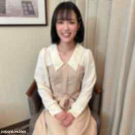 FC2-PPV-3254678 - 笑顔がキュートな田舎娘19歳。色白スレンダーの美しい身体を眺めながら全方位の体位でハメ尽くす！人生初、４連発の濃厚射精に困惑、顔射と大量中出し。 cover.jpg