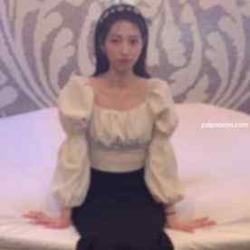 FC2-PPV-3257066 - この年齢でドエロいフェロモンを放つスタイル抜群の美女。お互い絶頂のまま最後は中出しと特典口内発射フェラ。