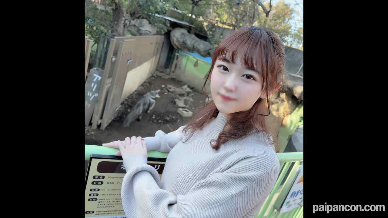 FC2-PPV-3388187 - 初撮影・顔出し！！クレカ決済機能復旧まで限定1980pt！！小動物の様に愛くるしいミニマム女子の下着をずり落ろしたらびっしり剛毛・・・子宮を激しく突きまくり2回連続膣内射精！！