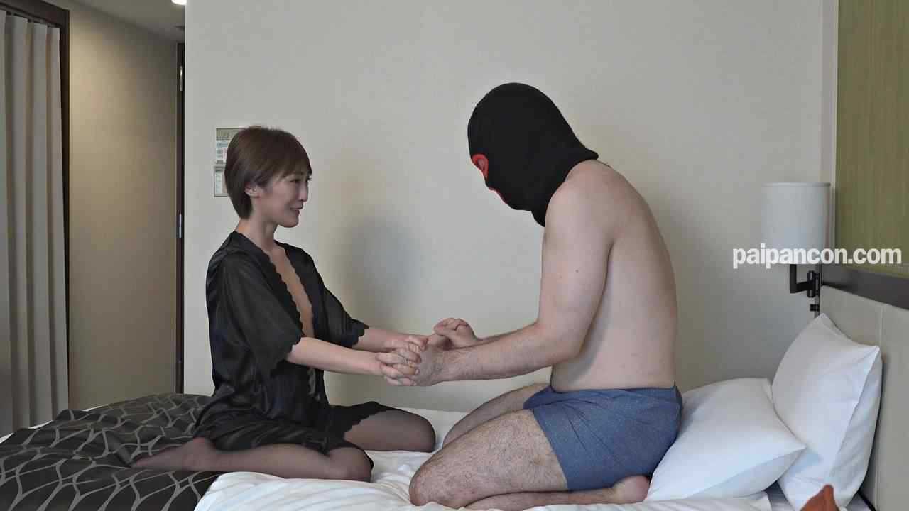 FC2-PPV-4331307 - ★顔出し★素人さんがえっちな事をしにやってきた！ケース＃33　童貞くんの筆おろしをしちゃう美人おネエさん　かなえさん（29）の場合【特典付き】 thumbnail_2.jpg