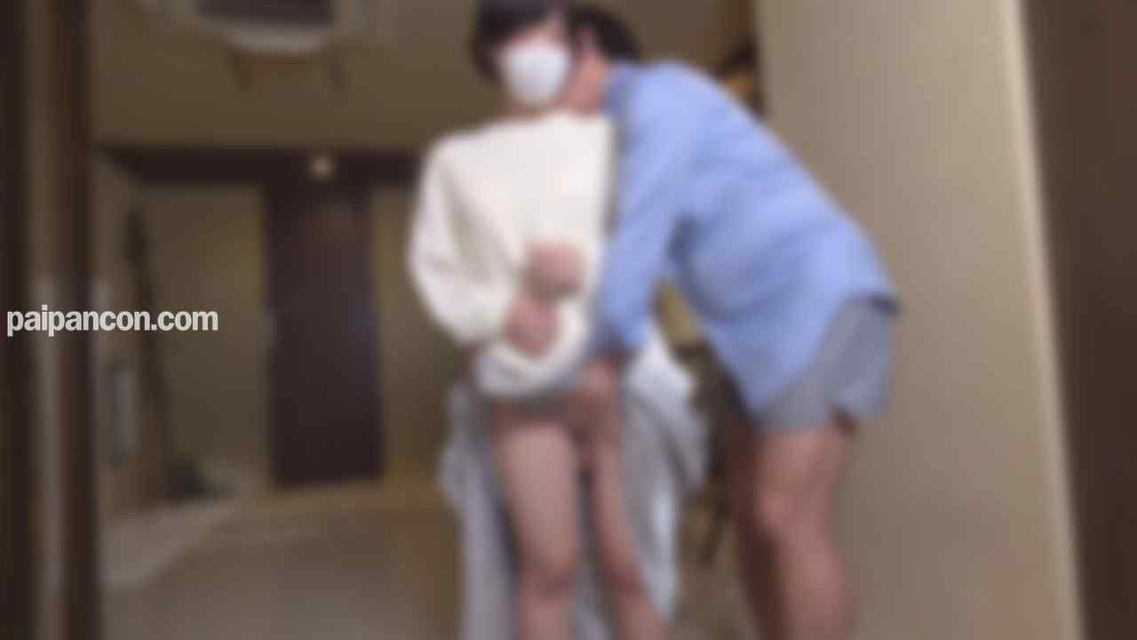 FC2-PPV-4670832 - ♡4/27迄半額【無・完全素人】透き通るような白肌の超絶カワイイ医療系の21歳！おっぱいもお尻も全てが最高！おじさんチンポを生（なま）でズボズボしてあげます！ thumbnail_1.jpg