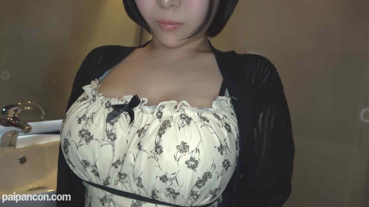 FC2-PPV-4819246 - 破壊力がハンパないメガトン級おっぱいのめいちゃん！巨乳ってだけじゃなく、顔も性格もスタイルもいい。そして何よりエロい。定期確定ですｗｗｗ thumbnail_0.jpg