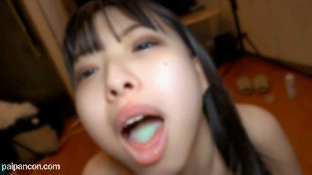 FC2-PPV-4847861 - 【無】小柄で童顔美乳黒髪美女！天然ヘアーで「くぱぁ～」がエロ過ぎ～分厚い唇で纏わりつくようなフェラからゴックン更に中だし！※特典高画質 thumbnail_3.jpg